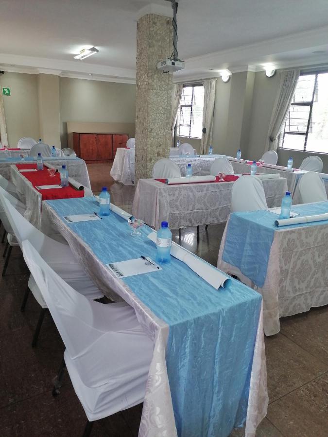 The Shamrock Hotel Polokwane Esterno foto