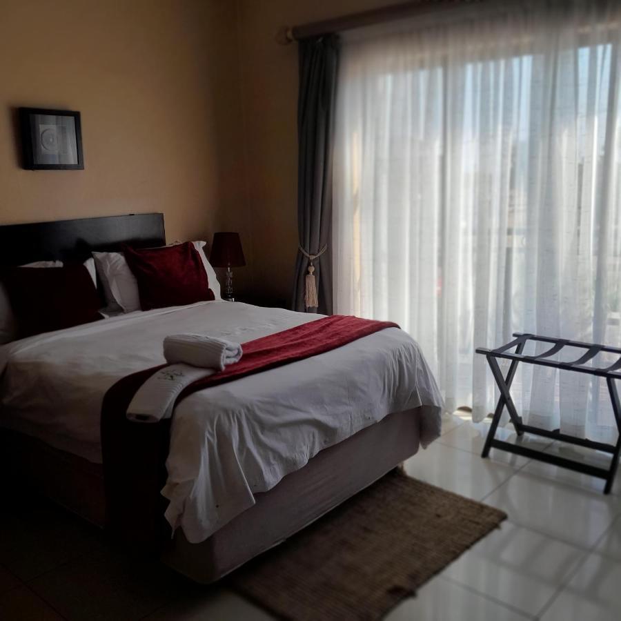 The Shamrock Hotel Polokwane Esterno foto