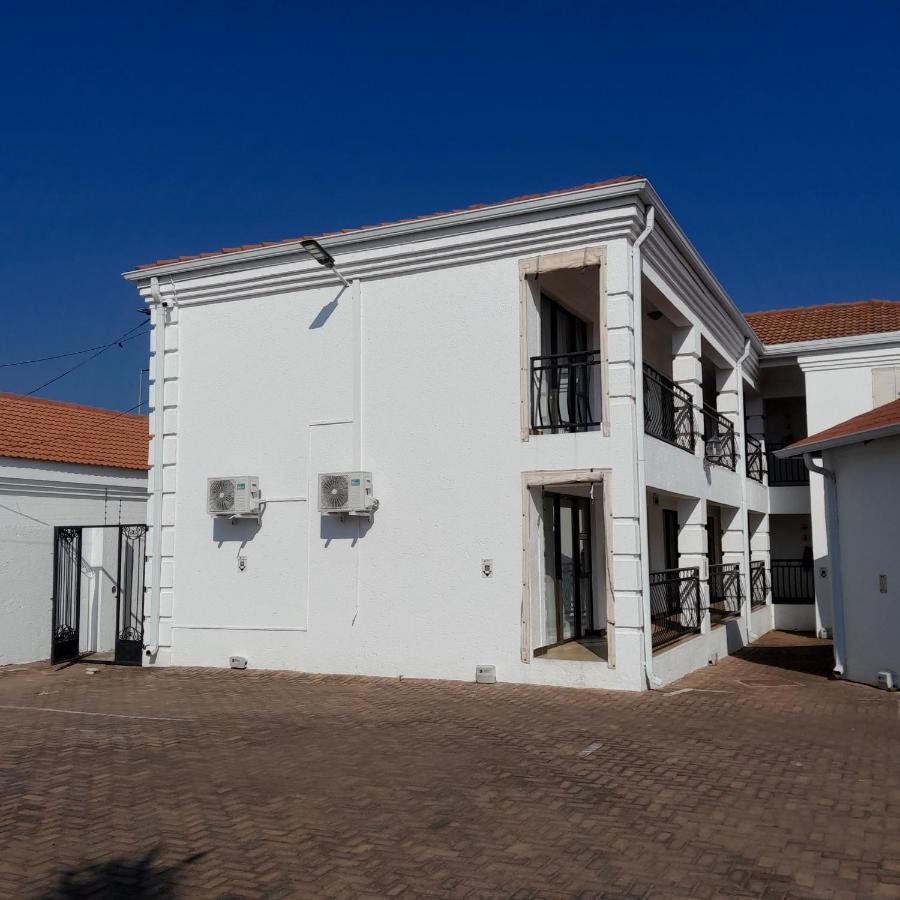 The Shamrock Hotel Polokwane Esterno foto